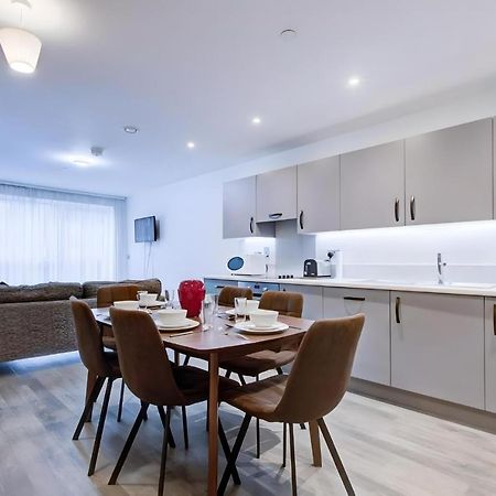 Ferienwohnung Luxury 2 Bed Flat In A New Block In East Acton London Exterior foto
