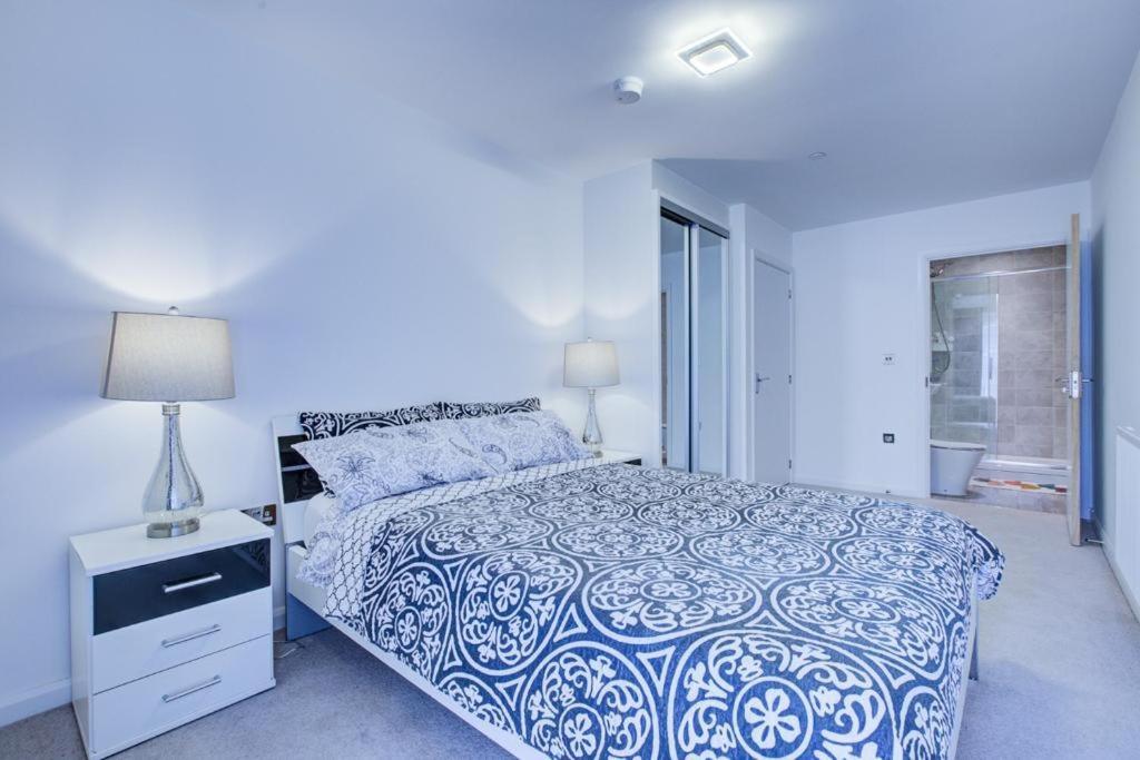 Ferienwohnung Luxury 2 Bed Flat In A New Block In East Acton London Exterior foto