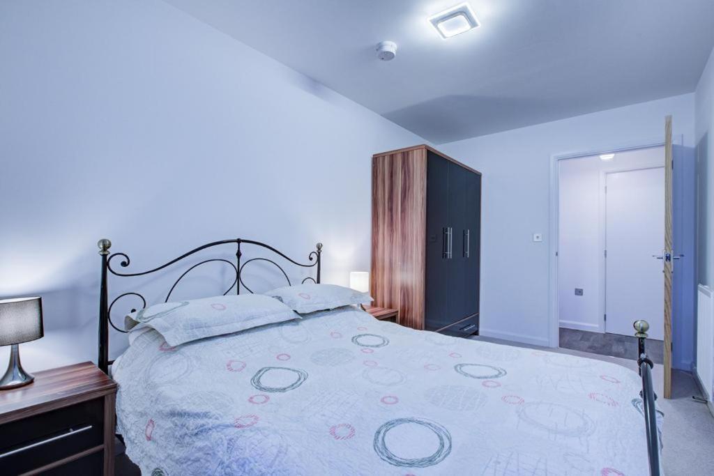 Ferienwohnung Luxury 2 Bed Flat In A New Block In East Acton London Exterior foto