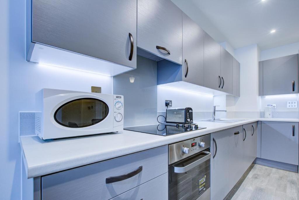 Ferienwohnung Luxury 2 Bed Flat In A New Block In East Acton London Exterior foto