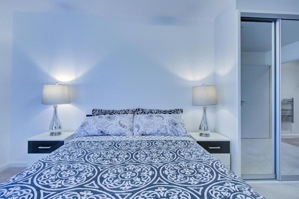 Ferienwohnung Luxury 2 Bed Flat In A New Block In East Acton London Exterior foto