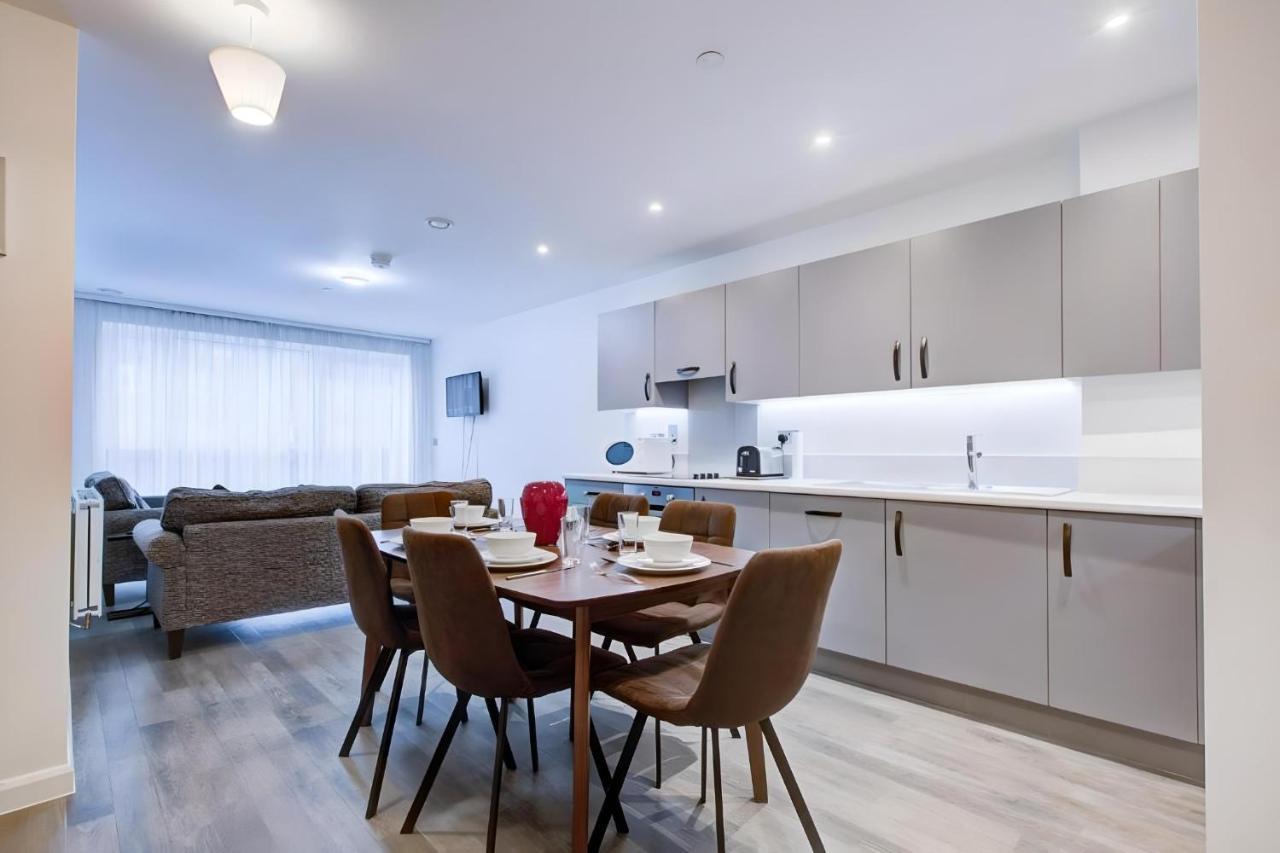 Ferienwohnung Luxury 2 Bed Flat In A New Block In East Acton London Exterior foto